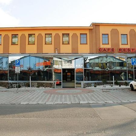 Hotel Slovan Lučenec Dış mekan fotoğraf